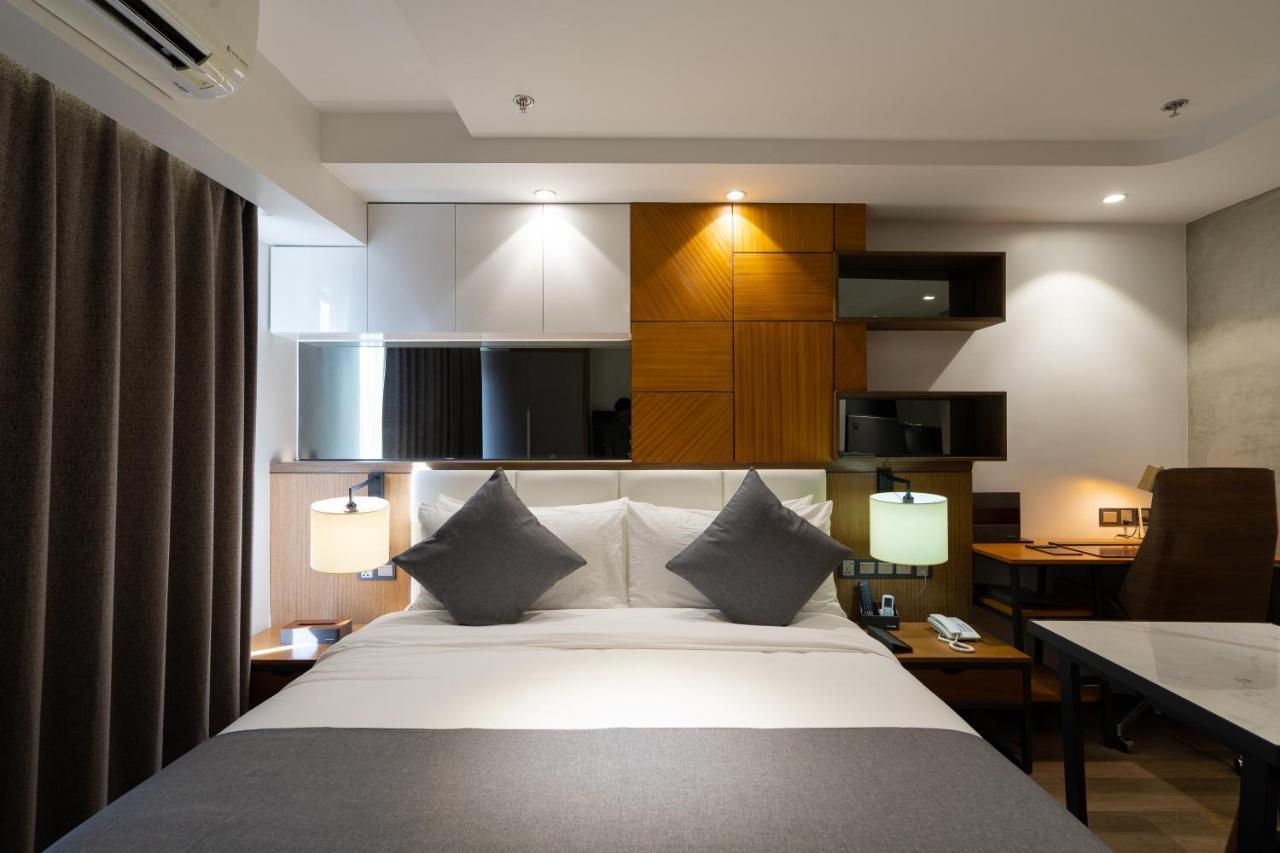 One Euphoria Luxe Hotel Анхелес Экстерьер фото