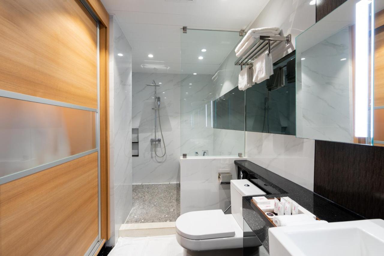 One Euphoria Luxe Hotel Анхелес Экстерьер фото